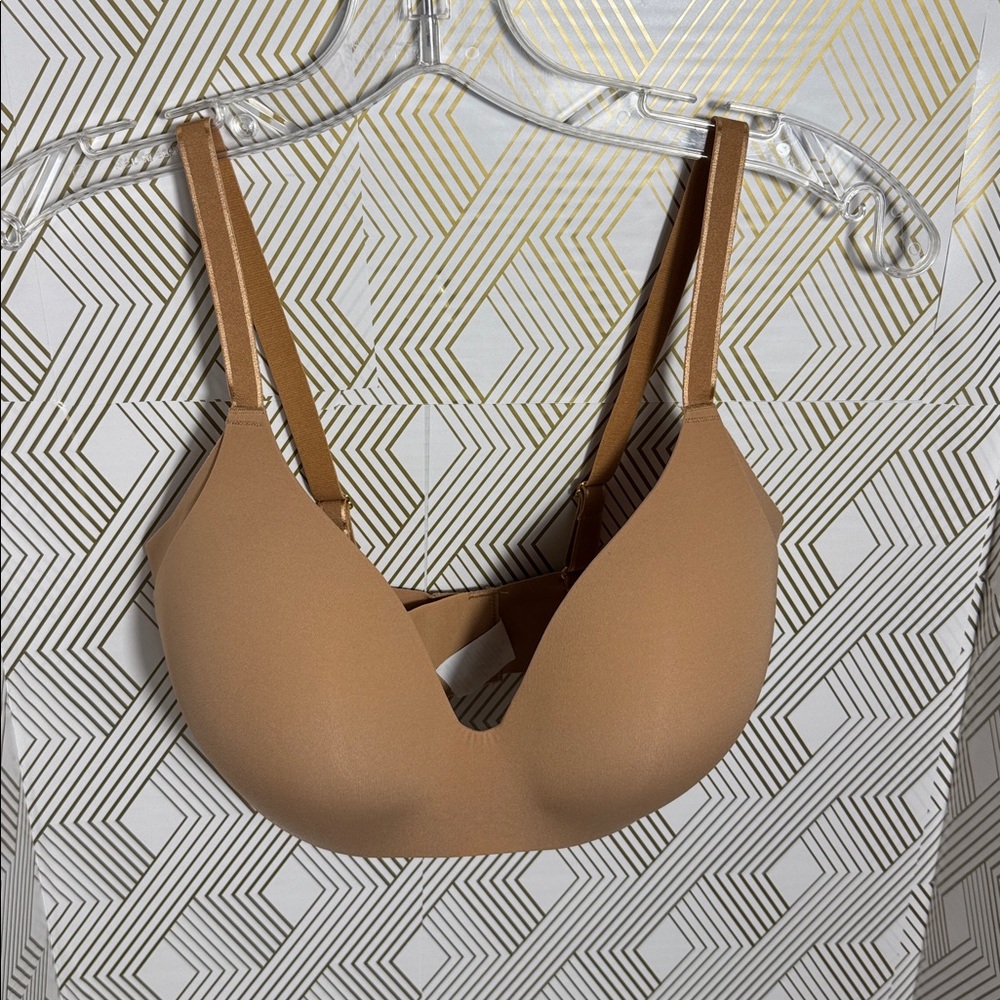Knix Bra size 7 Tan Padded Bra adjustable hooks and straps EVbra101‎ wireless